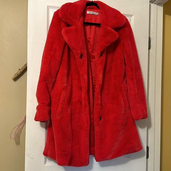 Ricki’s soft fluffy vibrant red coat. Brand new condition - Picture 4 of 4